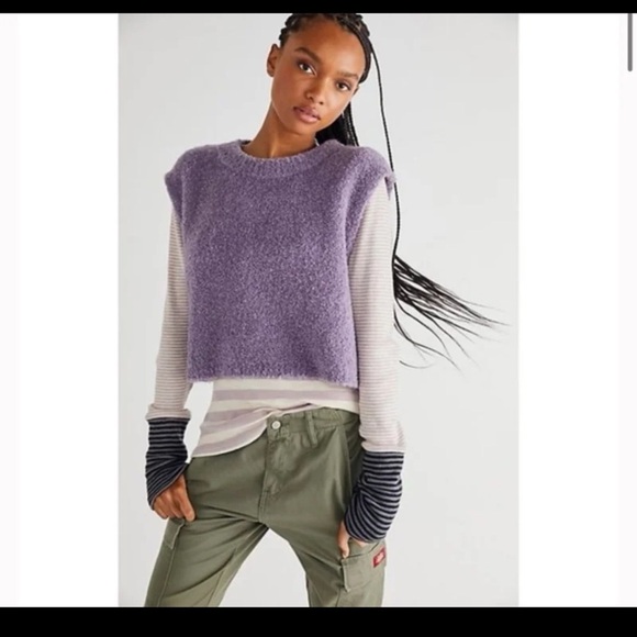 Free People Sweaters - Free People Margot Violet Lily Combo Plush Knit Vest Women's Size Large